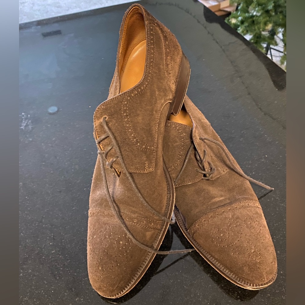 Brown suede magnanni derby’s